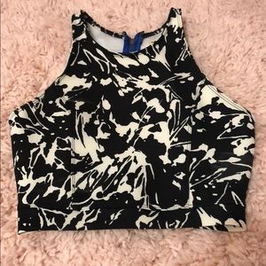 HOLLISTER Black and White Crop Top
